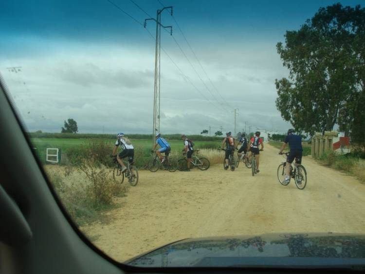 Primera parada a los 25 km