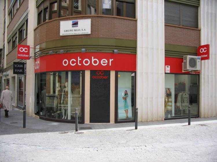 Rótulo corpóreos OC October Córdoba Centro