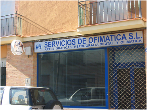 Rótulo luminoso. Fachada de Servicios de Ofimática S.L. Dos Hermanas Sevilla