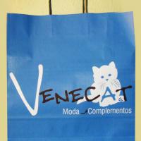 Bolsa de papel económica en 2 tintas, asa risada. Venecat Montequinto Sevilla