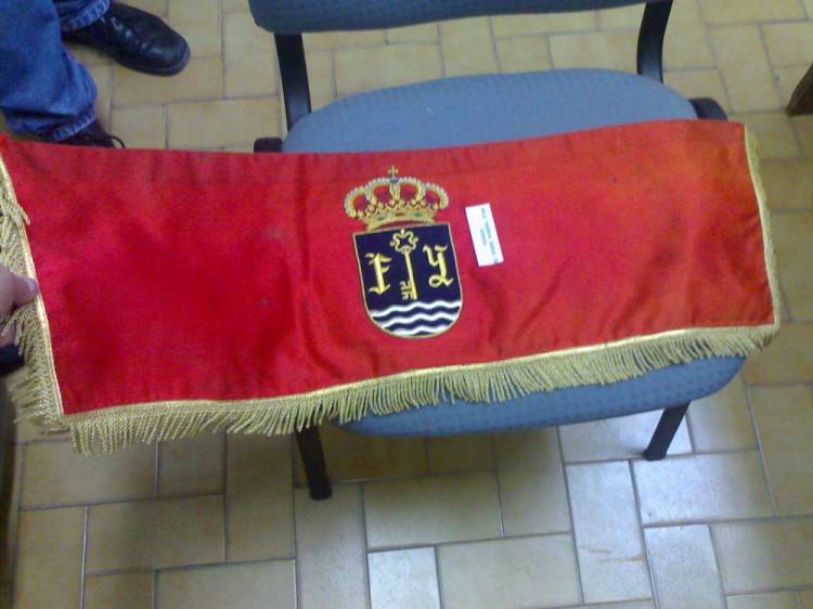 Bordado de Faldillas de Banda personalizadas en Sevilla