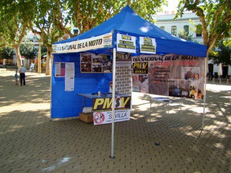 Carpa plegable. Día nacional de la Moto Sevilla - PMSV Sevilla