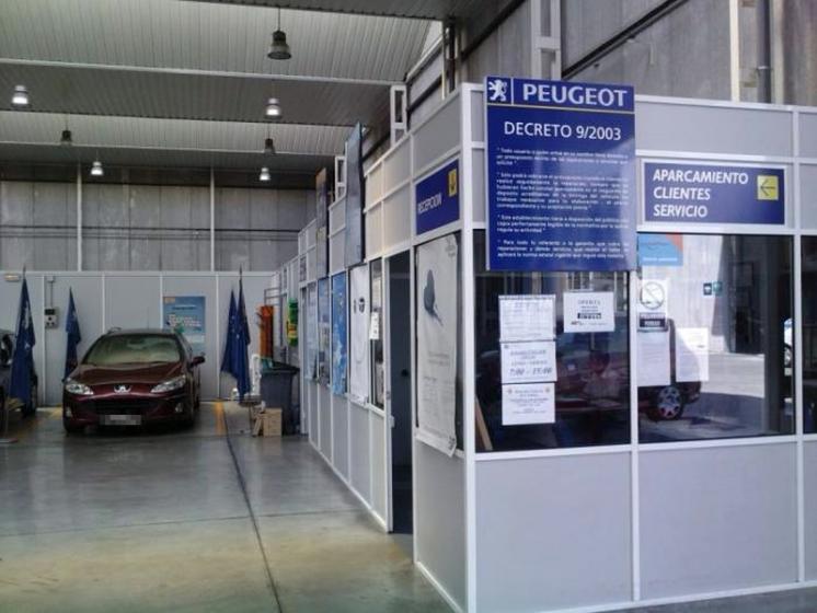 Rótulo cartel Talleres Peugeto Motrisa Dos Hermanas Sevilla