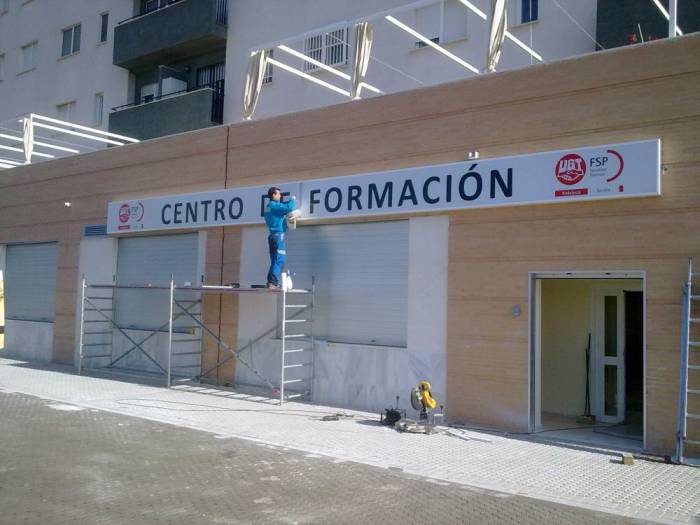 Rótulo luminoso. Centro de formación UGT San Jerónimo Sevilla, Realizado para TGM