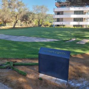 Atriles en acero cortén para urbanización Village Verde fase II en Sotogrande Cádiz