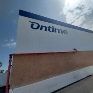 Letras recortadas en composite lacado, para Ontim&eacute; Sevilla. Trabajos para Spal Servicios Sevilla.