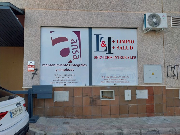 Rotulaci&oacute;n de lunas impreso y laminado. Ansa en Sevilla.