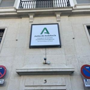 R&oacute;tulo Cartel homologado para el SEPE. Sevilla