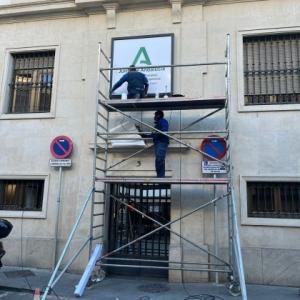 R&oacute;tulo Cartel homologado para el SEPE. Sevilla