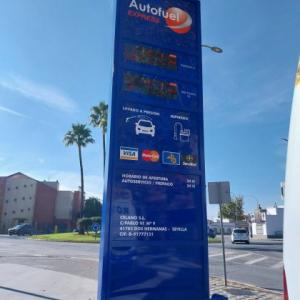 T&oacute;tem para gasolinera Autofuel en Dos Hermanas, Sevilla.