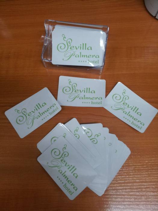 Adhesivos  en vinilos para tarjetas Hotel Plamera Sevilla