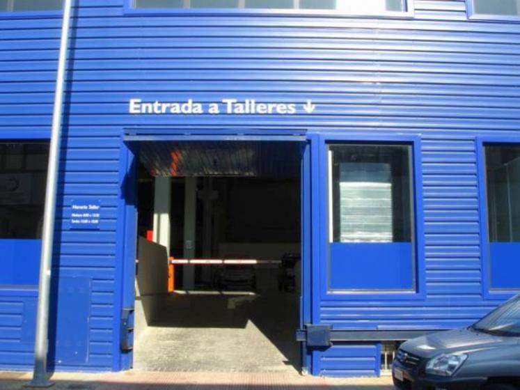 Rótulo Cartel Corpóreo en PVC Peugeot Motrisa Alcalá de Guadaira Sevilla