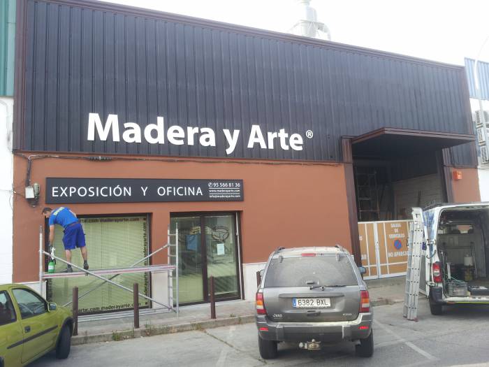 Rótulo cartel letras corpóreas. Madera y Arte Dos Hermanas Sevilla