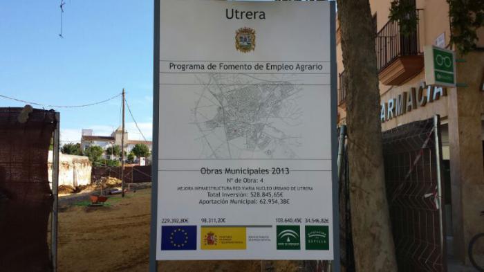 Valla publicitaria o cartelera, así como cartel de obra  panelable y rotulada con vinilo. Consurso para el Programa de Fomento Agrario del Ayuntamiento de Utrera Sevilla