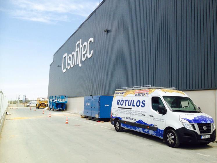 Sofitec Airbus Militari Sevilla Fabricaci&oacute;n y Montaje de letras corp&oacute;reas lacadas para Sofitec en Sevilla