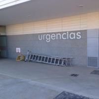 Rótulo cartel letras corpóreas. Urgencias Ambulatorio de Torreblanca Sevilla