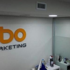 Rótulo corpóreo en pvc LBO Marketing, Sevilla