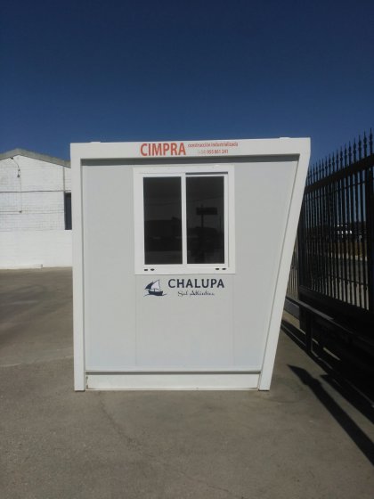 Rotulación de caseta con vinilos de corte. Sal Chalupa Dos Hermanas Sevilla.
