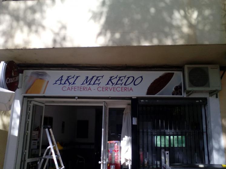 Rótulo luminoso. Aki me Quedo, Dos Hermanas Sevilla
