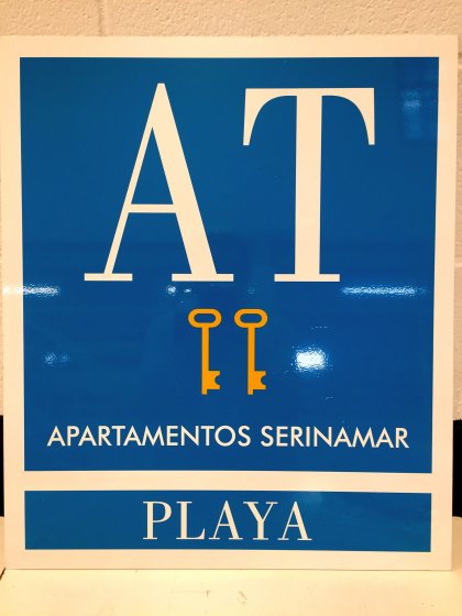 Placa homologada Hoteles, apartamentos turísticos y rurales. Sevilla