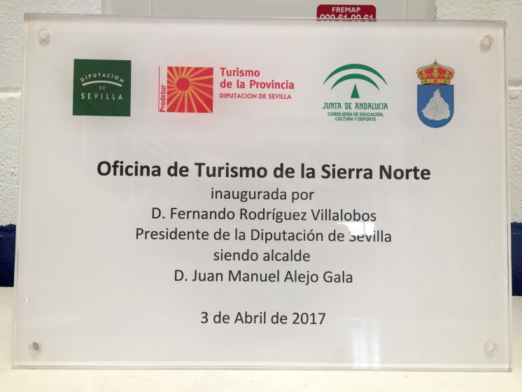 Placa de metacrilato rotulado. Sierra Norte de Sevilla.