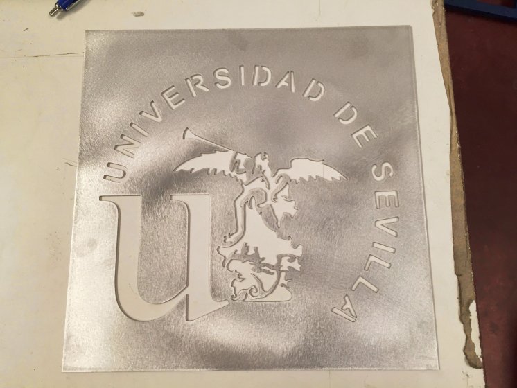 Plantilla de aluminio para pintar. Universidad de Sevilla.