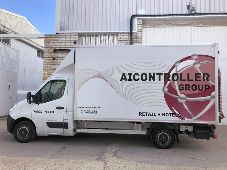 Rotulación de furgoneta en vinilo en impresión digital laminado. Aicontroller Group Sevilla.