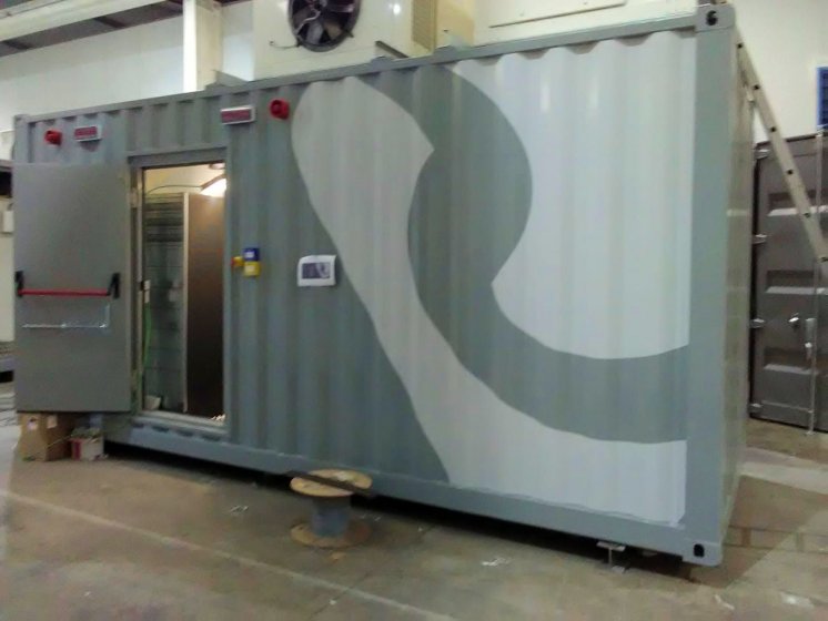 Rotulación en vinilo especial para contenedores container, fabricados por Proinsener Sevilla.
