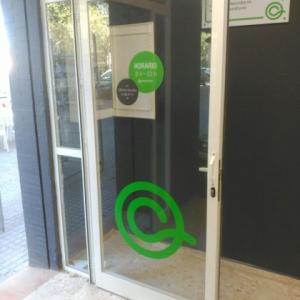 Rotulación de vinilos y cartelería para EcoLaundry Sevilla