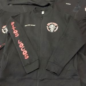 Sudaderas personalizadas en serigrafía y transfer textil. Motoclub Pitos Locos de Bellavista Sevilla.