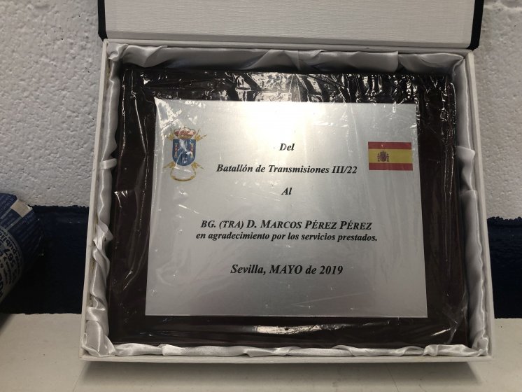 Placa conmemorativa personalizada. Batallón de transmisiones 22 Sevilla. 
