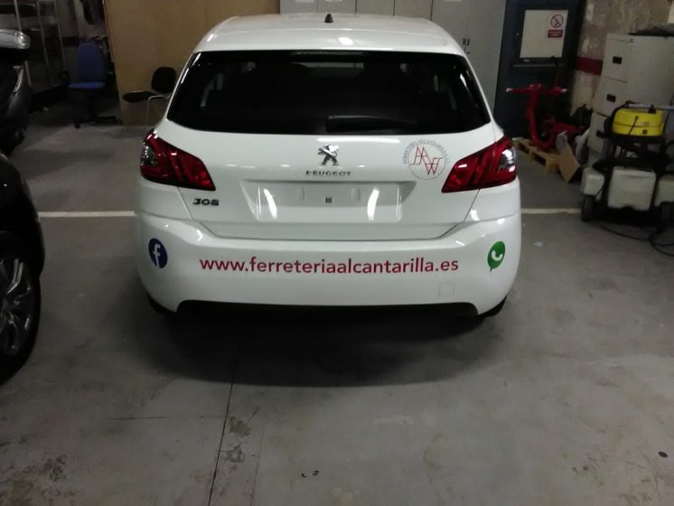Rotulación de flota de coches en vinilo de corte. Alcantarilla en Sevilla.