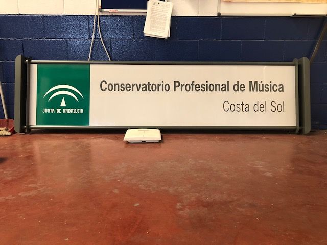 Rótulo Cartel homologado para Colegios e institutos Públicos y conservatorio de Música Profesional. Costa del Sol Málaga.