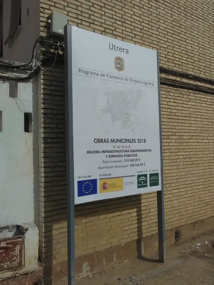 Rótulo Cartel de Señalización Callejero de Utera Sevilla.