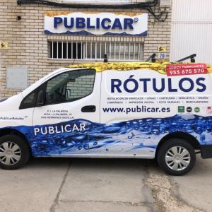 Rotulación de furgoneta semi integral, en impresión digital laminado fundidos especiales vehículos. Publicar Sevilla.