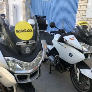 Rotulación de moto BMW R 1200 RT en vinilo de impresión digital removible por microventosas. Trabajo para la Agrupación motorista Cota Cero Sevilla