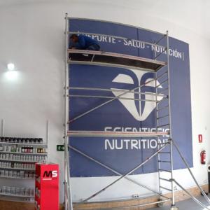 Fotomural en Lona para interior para Scientiffic Nutrition Sevilla.