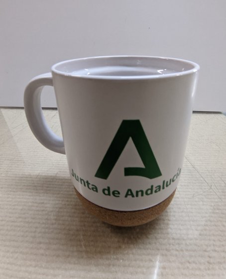 Regalos ó merchandising personalizados en serigrafía, para la jefatura de protocolo de la Junta de Andalucía.