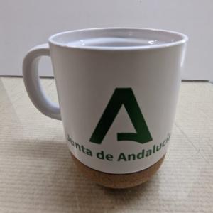 Regalos ó merchandising personalizados en serigrafía, para la jefatura de protocolo de la Junta de Andalucía.