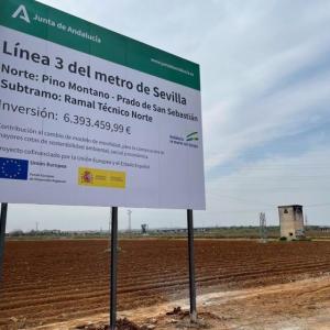 Valla cartel de obra o publicitario en Sevilla.