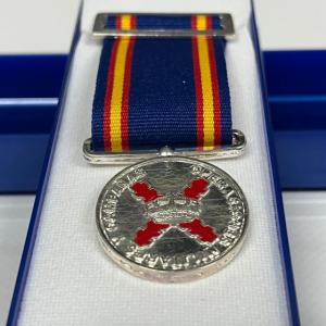 Condecoración Medalla de Campaña. Para la Futer Sevilla.