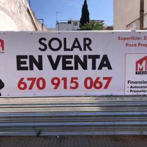 Lona promoción inmobiliaria para MB en Dos Hermanas Sevilla.