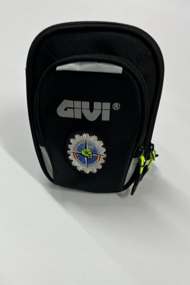 Bolso para pierna de motorista personalizado con escudo bordado. Para la Agrupación Motorista Cota Cero en Sevilla.