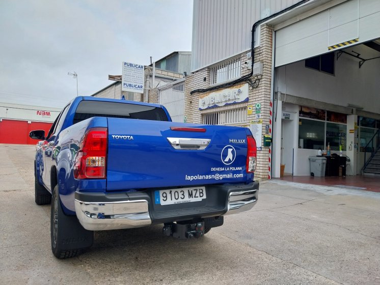 Rotulación de pick up Dehesa la Polana.