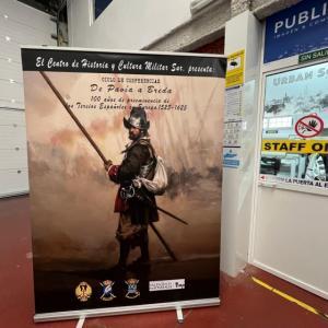 Roll up para el Centro de Historia Militar de Sevilla.