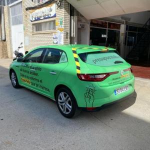 Rotulación integral de Renault Megan con vinilos fundidos. Sevilla.