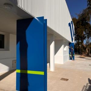 Tóten señalizadores en el recinto de Navantia. Trabajos para Fonsan-gestion Y Construccion SL de Sevilla.